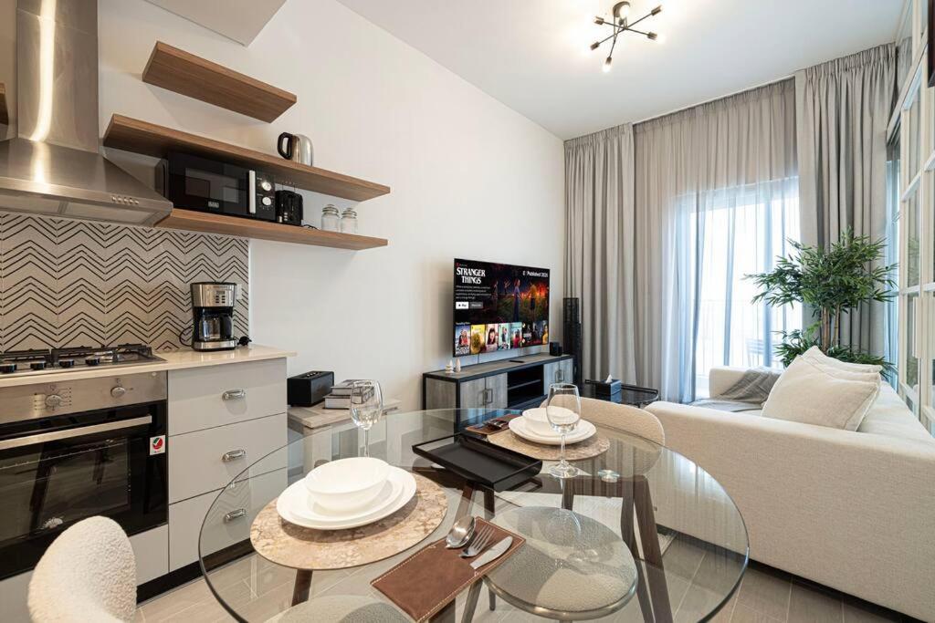 Cozy 1 - Bedroom Retreat In Dhe Dubai Eksteriør billede