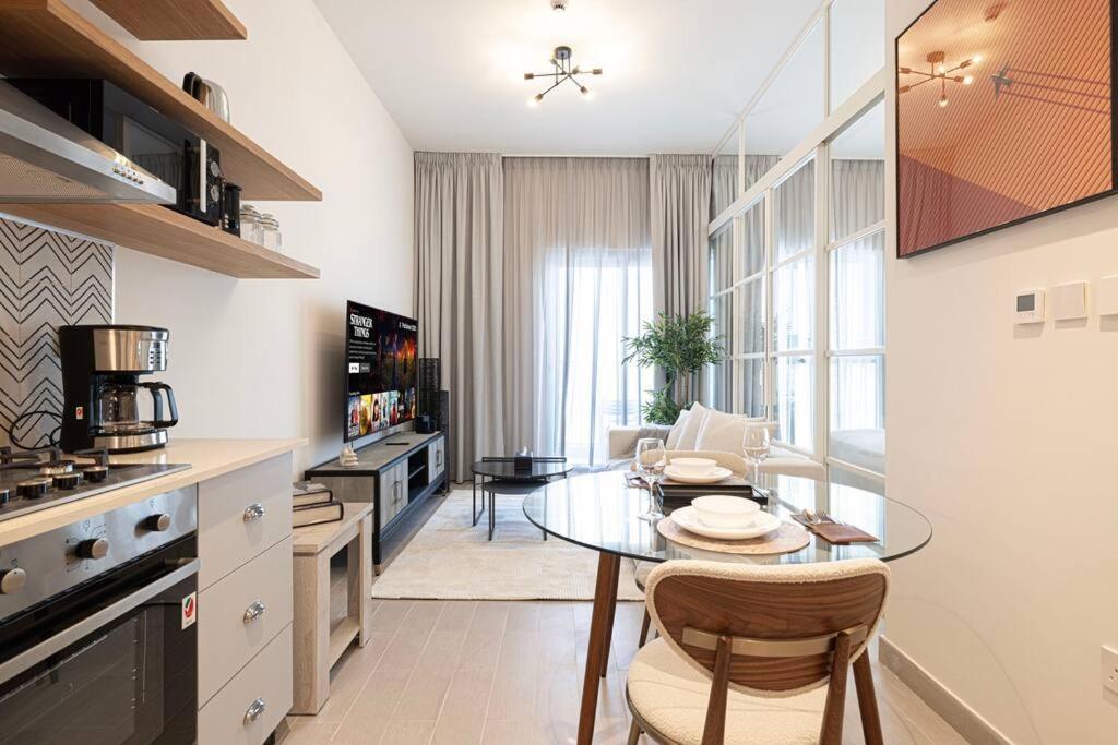 Cozy 1 - Bedroom Retreat In Dhe Dubai Eksteriør billede