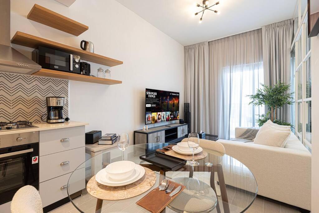 Cozy 1 - Bedroom Retreat In Dhe Dubai Eksteriør billede